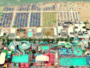 Beach Village e Marano