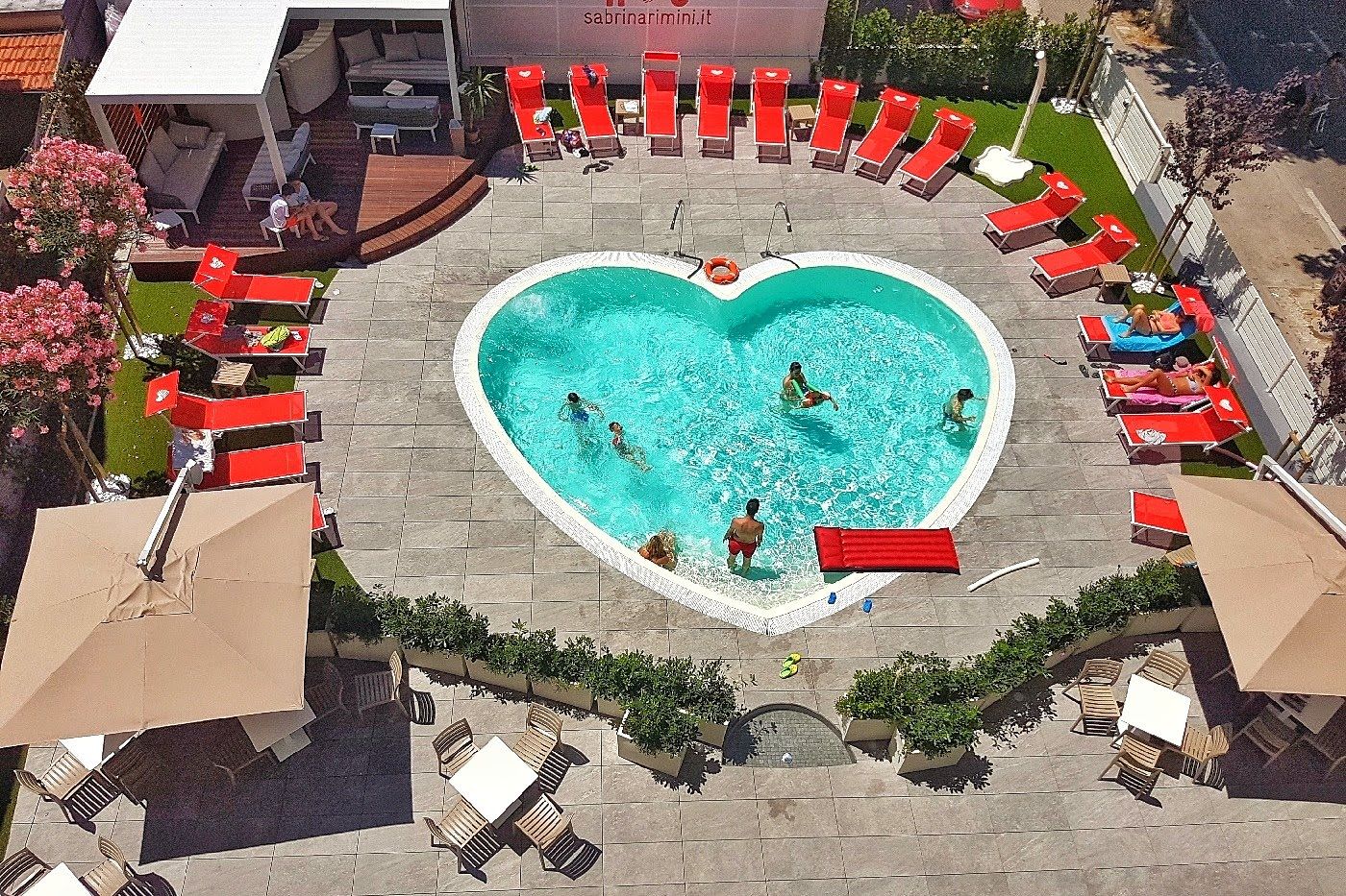 Sabrina piscina